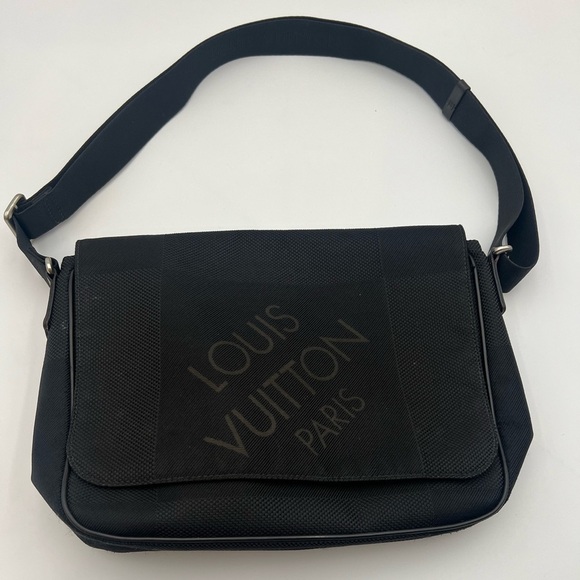 Louis Vuitton Other - Louis Vuitton Damier Jean Messager NM Shoulder Bag
